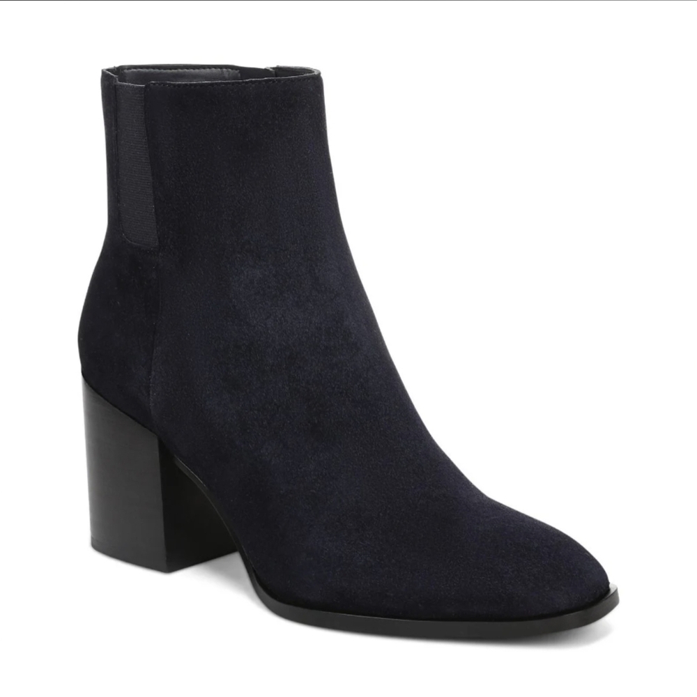 Vionic Vynn Heeled Ankle Bootie
